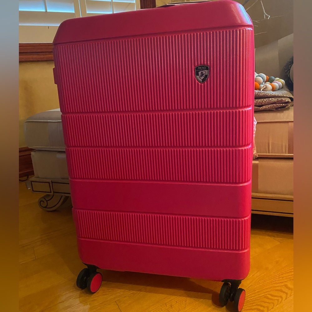 brand new Heys Luggage
